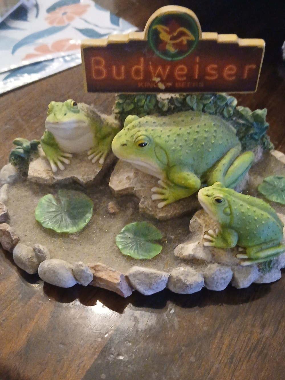 Budweiser Green Frog Pond Habitat Accent with Red Logo Great For Man Cave
